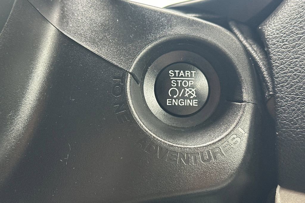 Used 2021 Jeep Renegade Latitude image 25