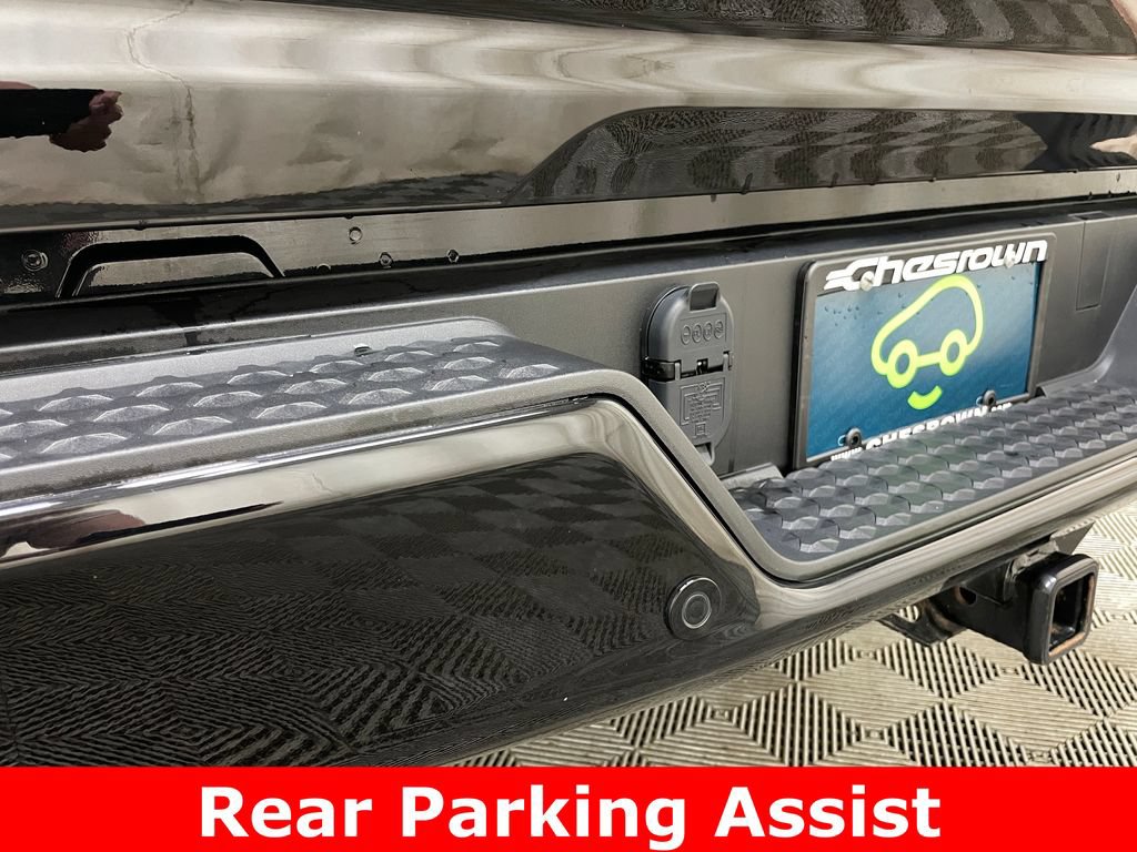 Certified 2024 GMC Canyon AT4 w/ Technology Package AWD/4WD image 14