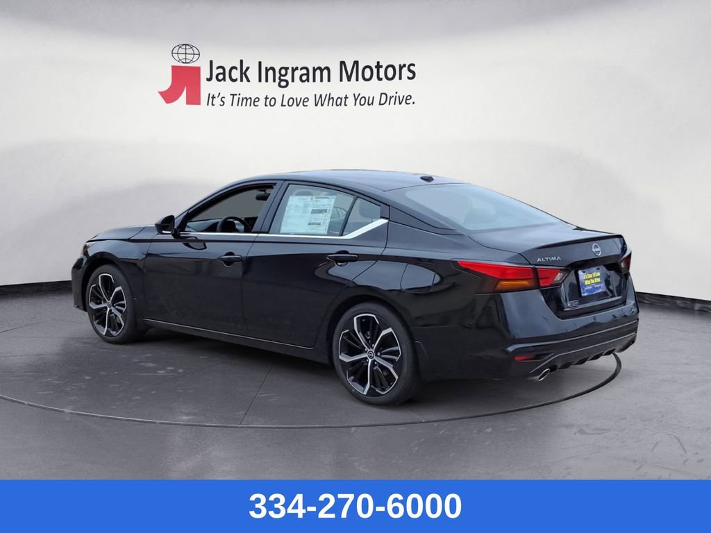 New 2025 Nissan Altima 2.5 SR w/ SR Premium Package image 3
