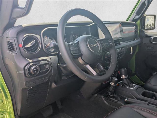 Used 2025 Jeep Gladiator Rubicon AWD/4WD image 9