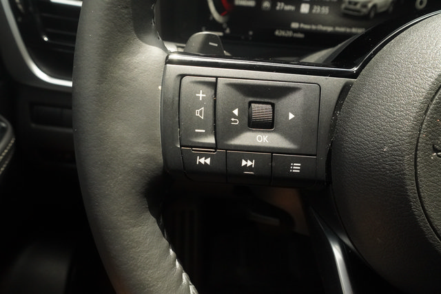 Used 2022 Nissan Rogue Platinum w/ Head-Up Display Package FWD image 14