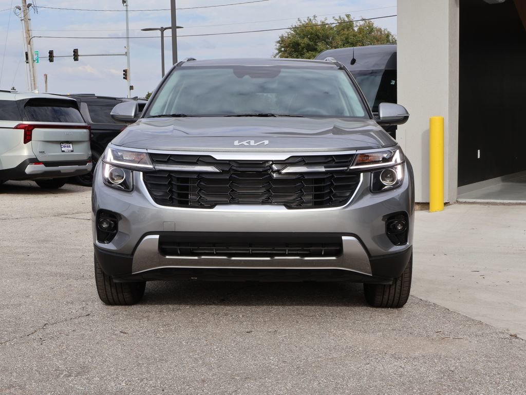 New 2026 Kia Seltos S AWD/4WD image 2