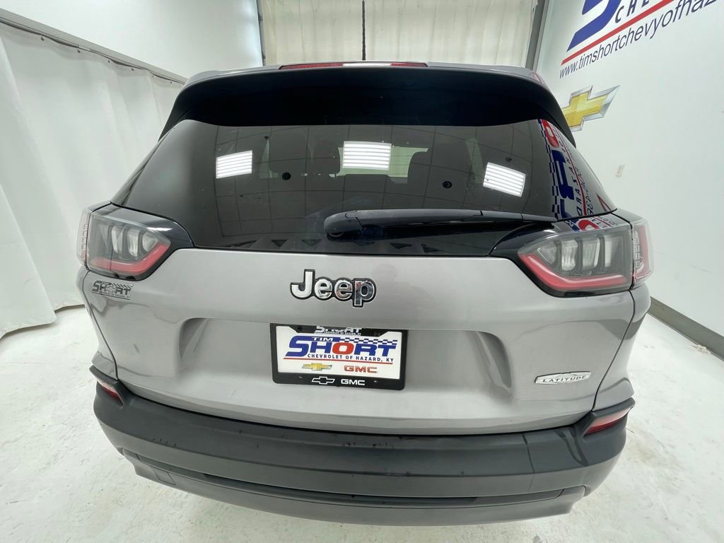 Used 2019 Jeep Cherokee Latitude w/ Popular Appearance Group FWD image 6