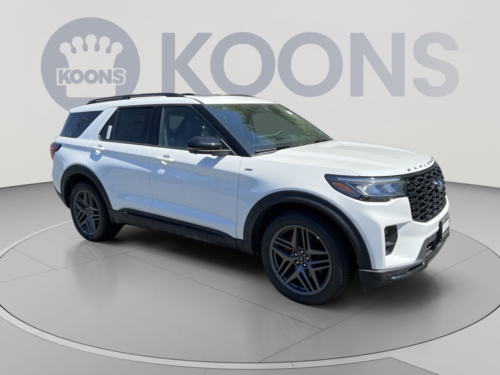 New 2026 Ford Explorer ST-Line w/ ST-Line Street Pack AWD/4WD image 2