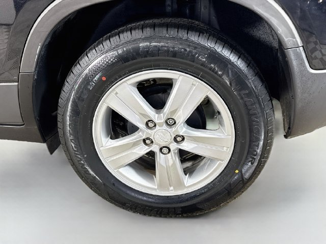 Used 2020 Chevrolet Trax LT FWD image 35