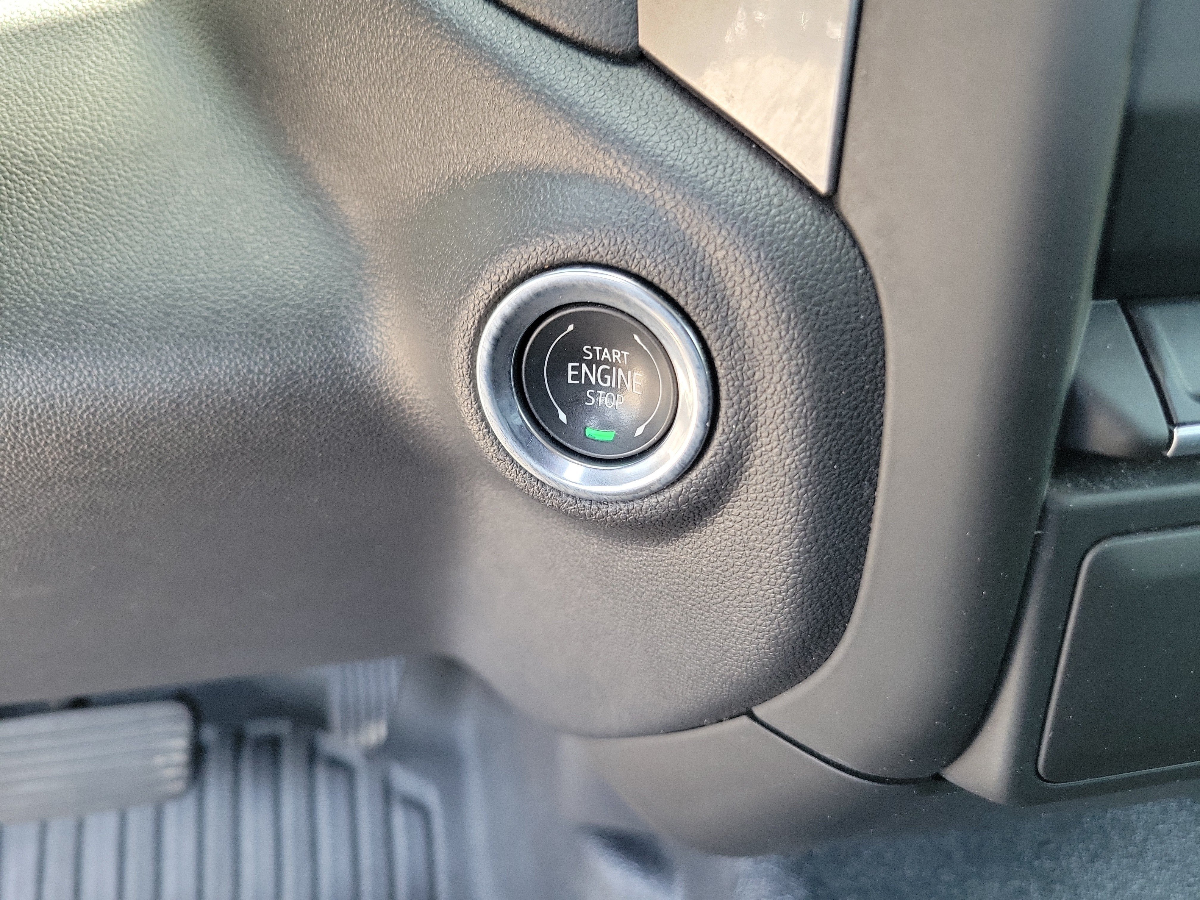 Used 2025 Chevrolet Silverado 1500 W/T RWD image 16