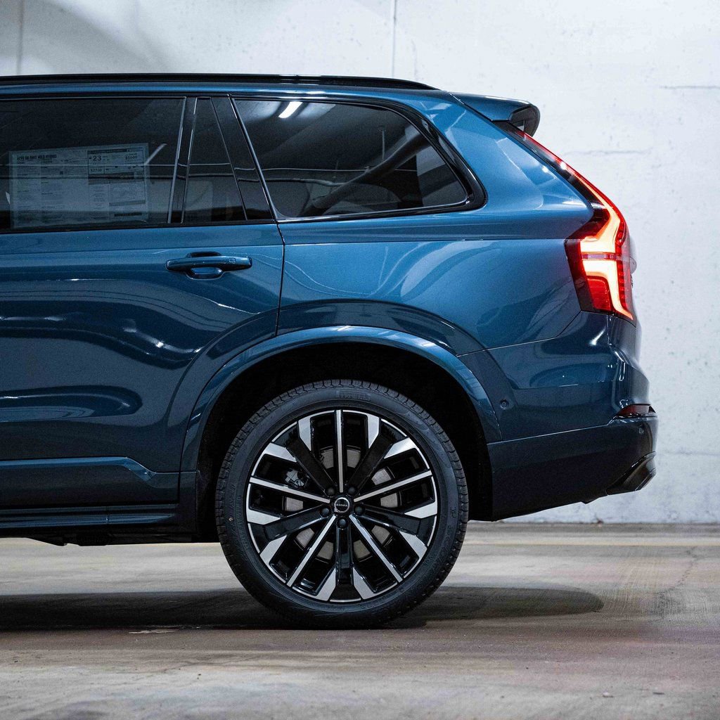 New 2026 Volvo XC90 B6 Ultra AWD/4WD image 4