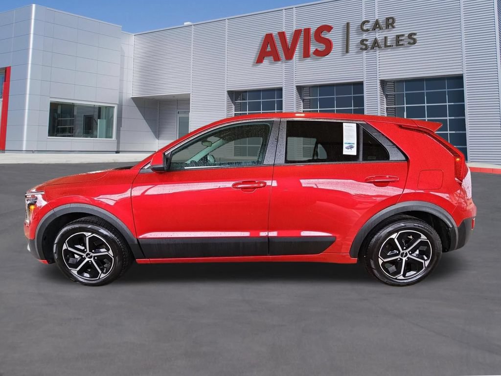 Used 2025 Kia Niro LX FWD image 10