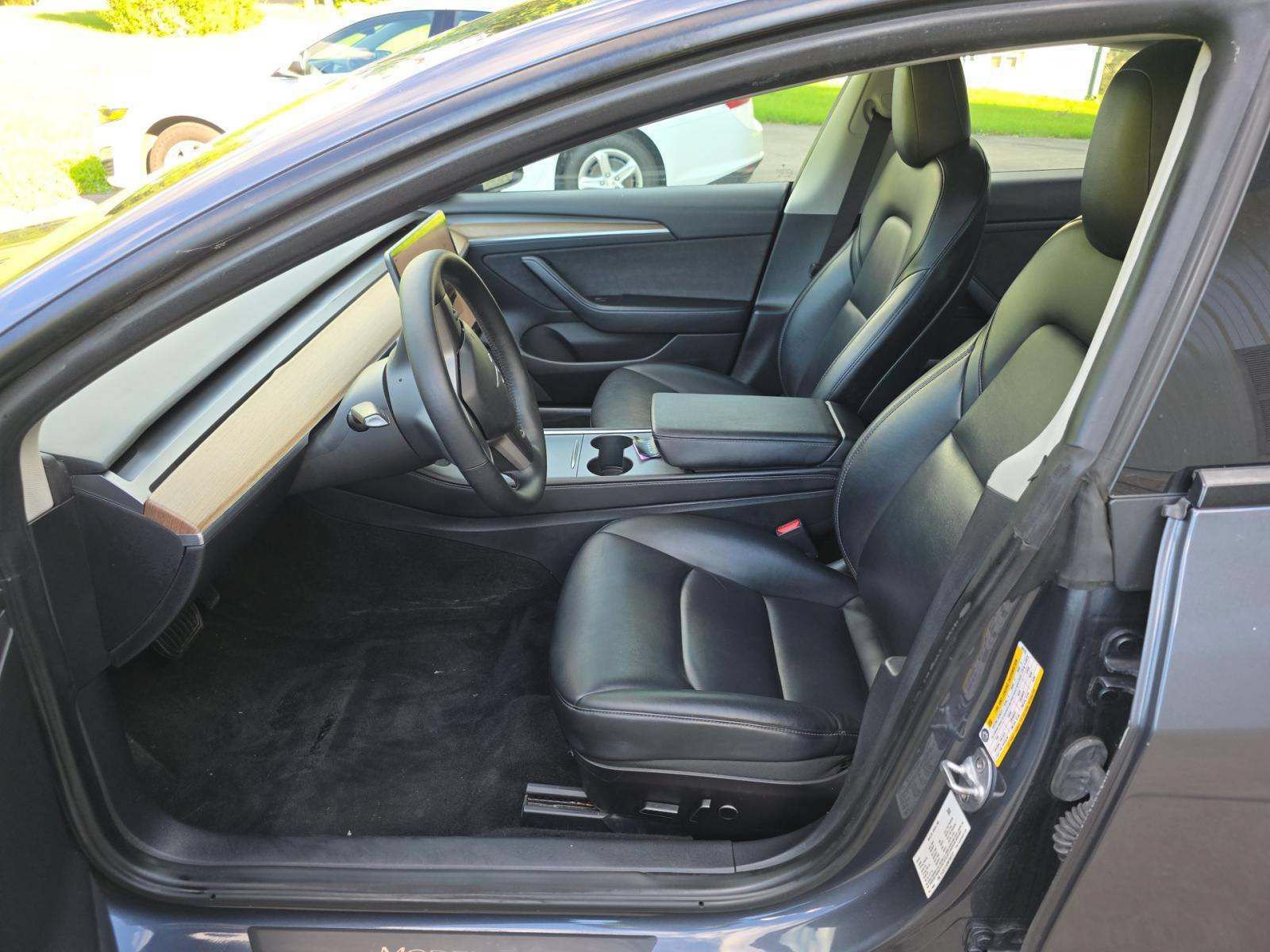 Used 2022 Tesla Model 3 RWD image 6