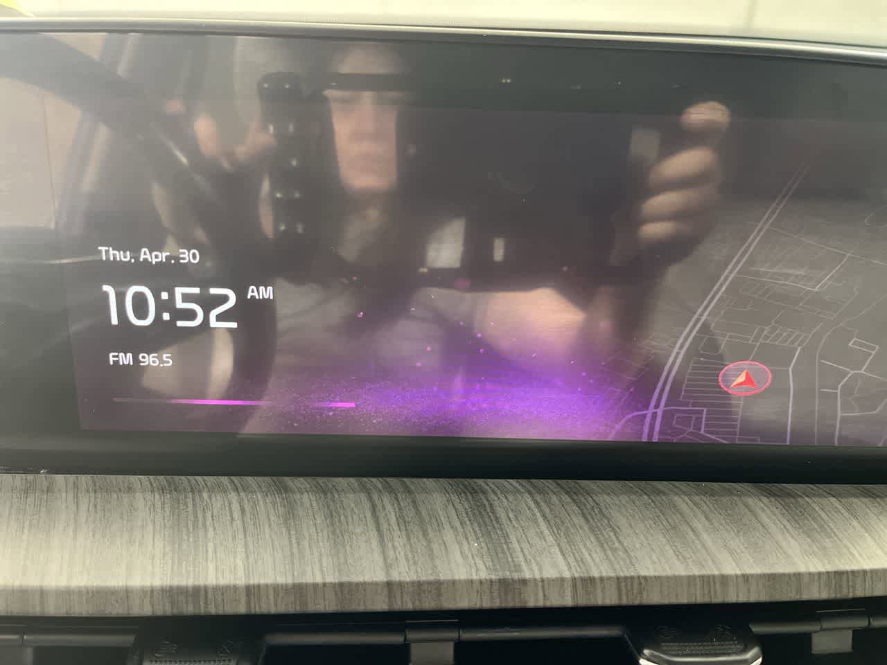 Used 2023 Kia Telluride EX w/ EX Captain's Chair Package AWD/4WD image 18