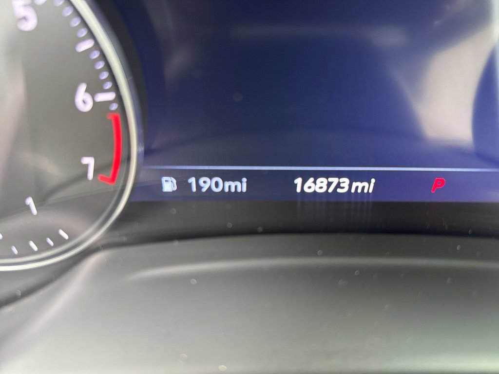 Used 2021 Buick Envision Avenir image 26