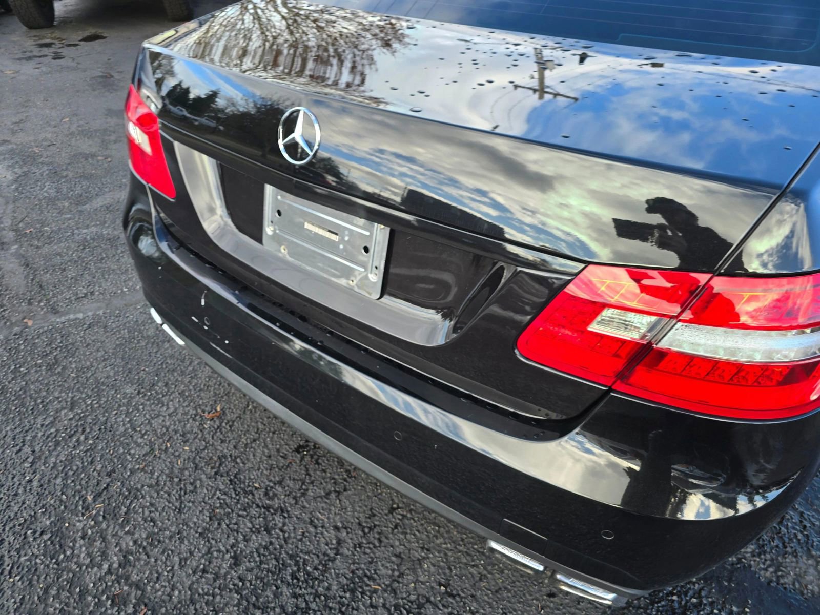 Used 2011 Mercedes-Benz E 63 AMG Sedan image 14