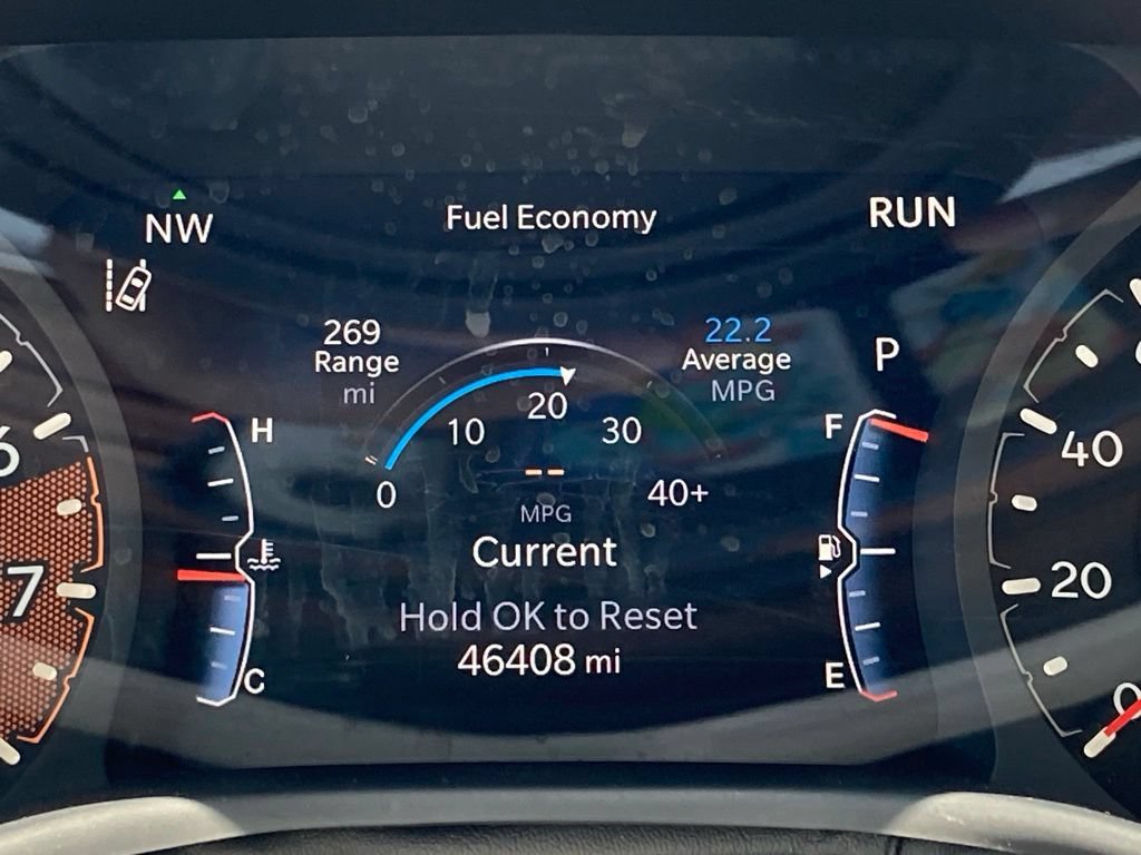Used 2025 Jeep Compass Trailhawk AWD/4WD image 16