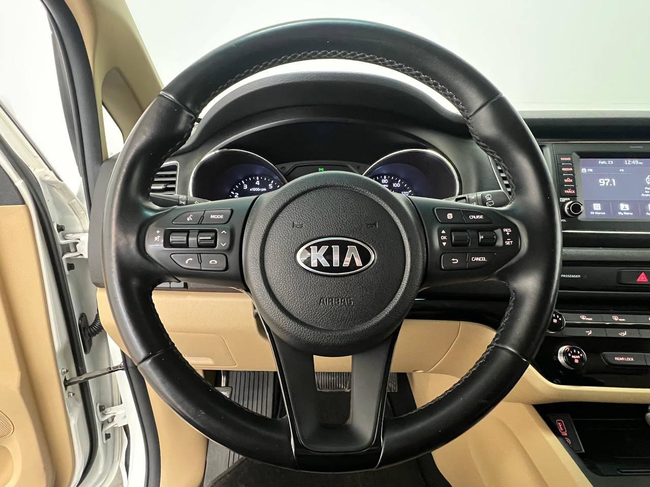Used 2019 Kia Sedona EX image 15