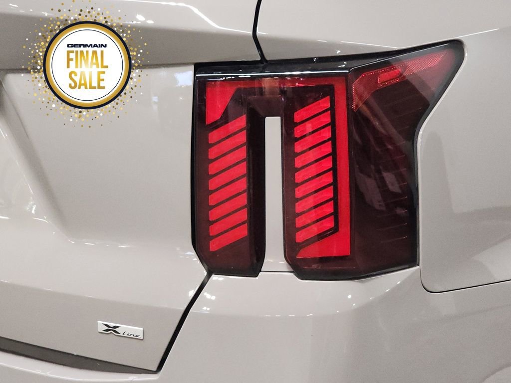 Certified 2025 Kia Sorento SX Prestige image 13
