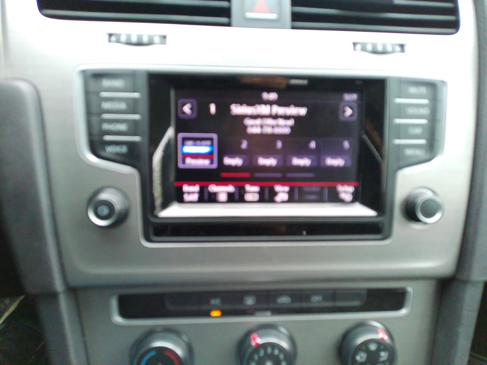 Used 2015 Volkswagen Golf TDI S FWD image 14