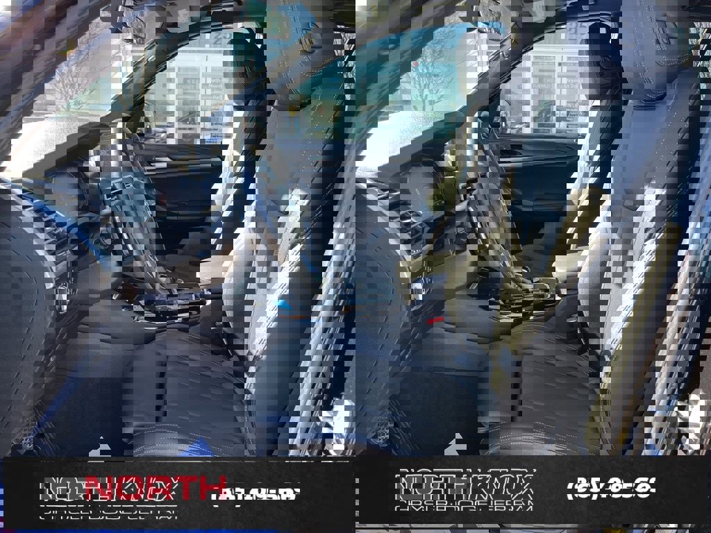 Used 2024 BMW X3 xDrive30i image 3