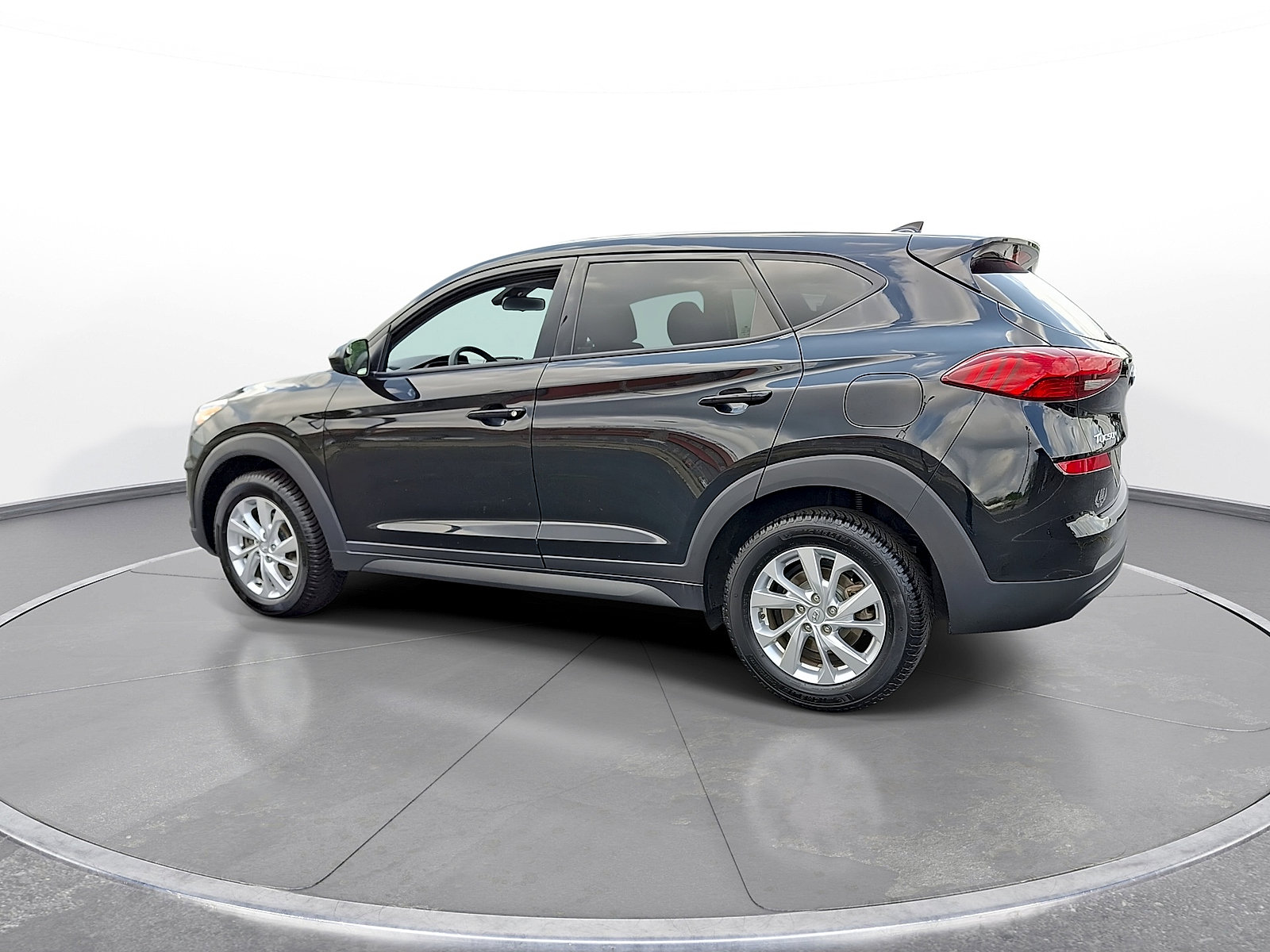 Used 2021 Hyundai Tucson SE w/ Cargo Package FWD image 5