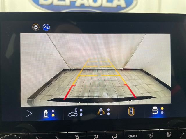 New 2026 Chevrolet Colorado Z71 w/ Technology Package AWD/4WD image 6