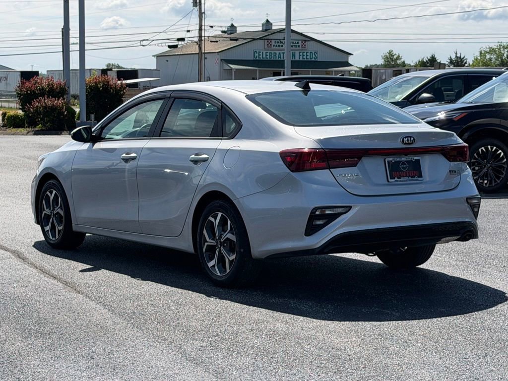 Used 2021 Kia Forte LXS FWD image 7