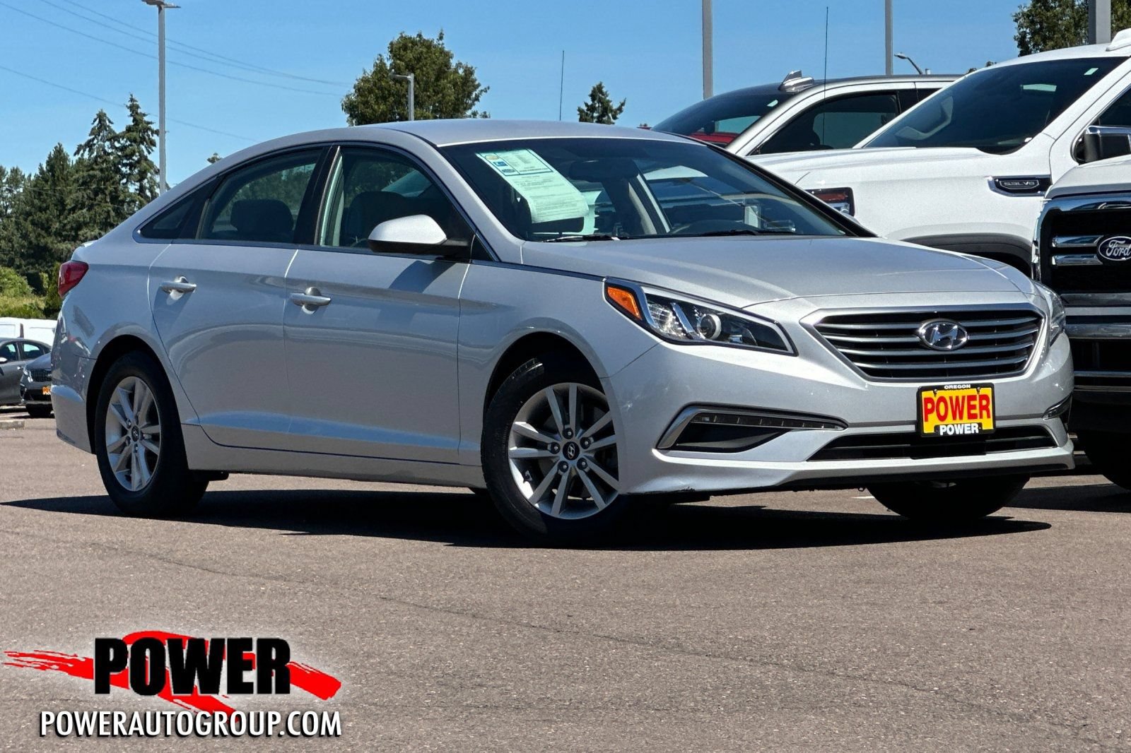 Used 2015 Hyundai Sonata SE w/ Option Group 02 FWD image 1