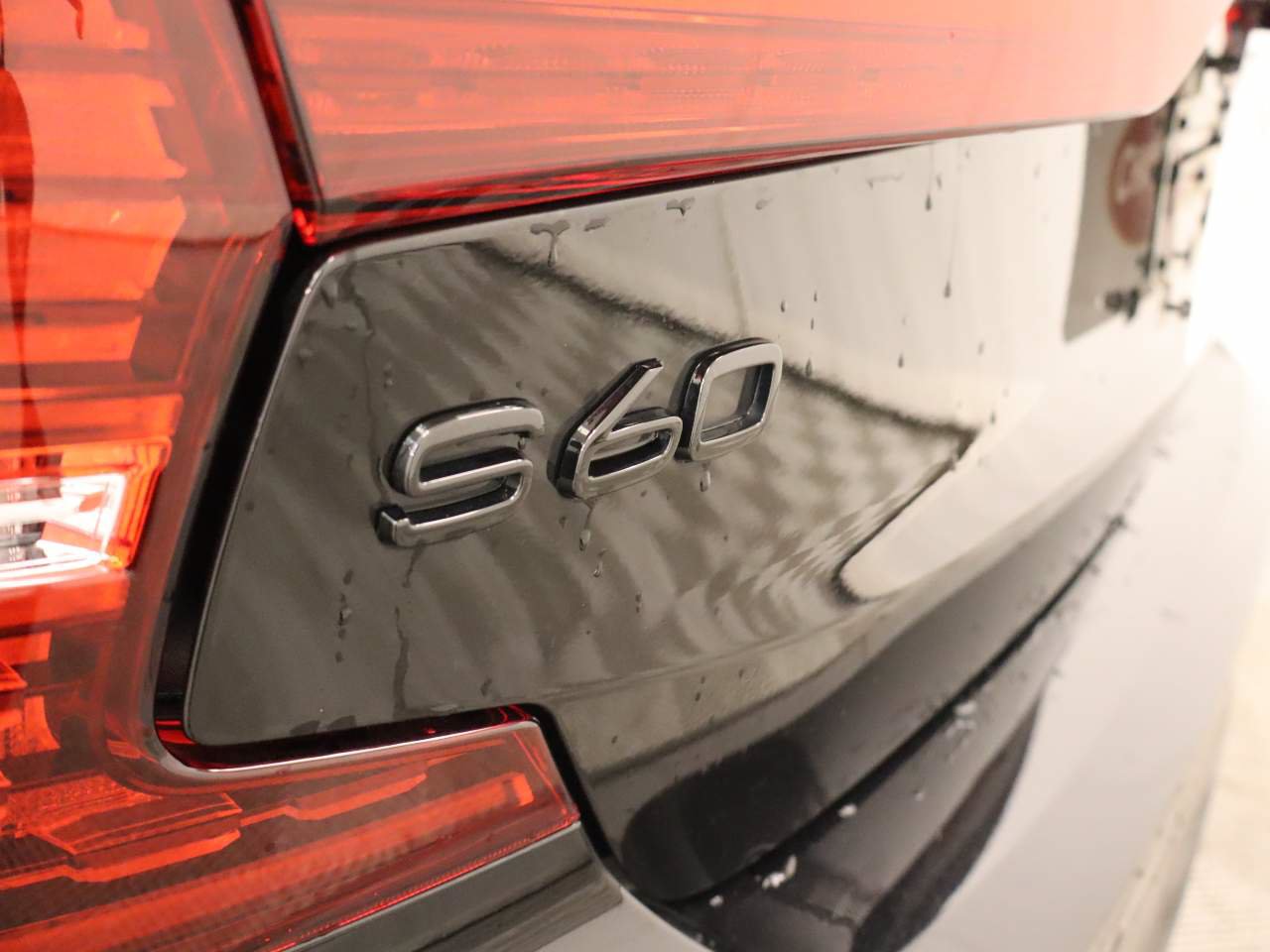 Used 2024 Volvo S60 B5 Plus FWD image 20