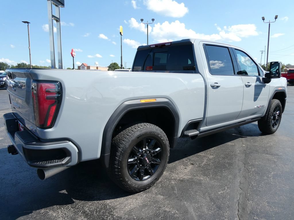 Used 2025 GMC Sierra 2500 AT4 w/ AT4 Premium Plus Package AWD/4WD image 5