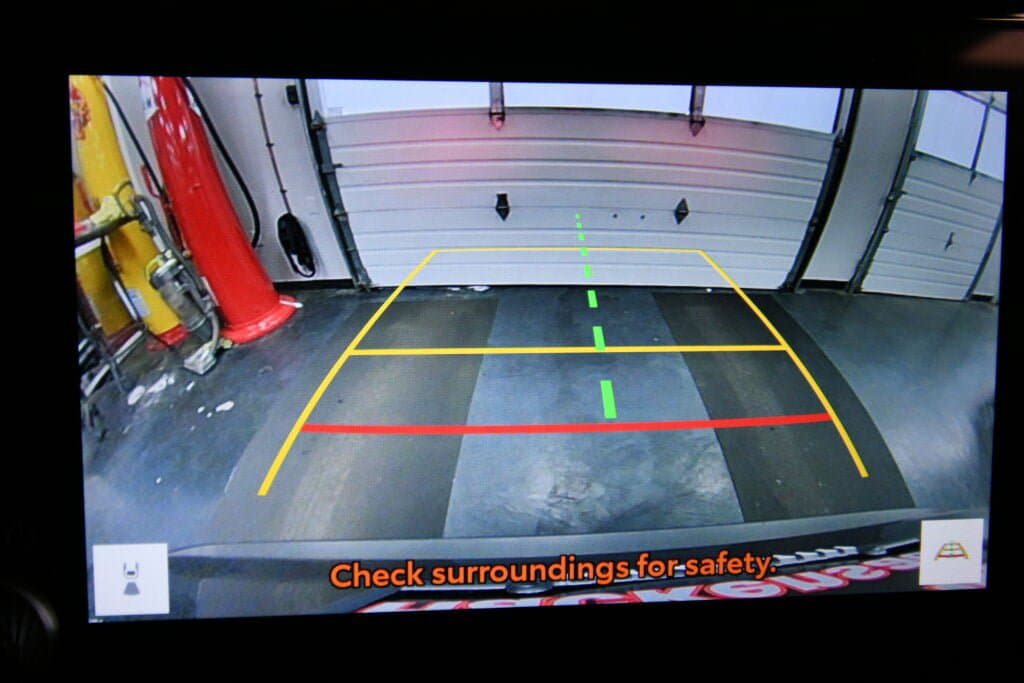 Certified 2025 Toyota RAV4 LE AWD/4WD image 16