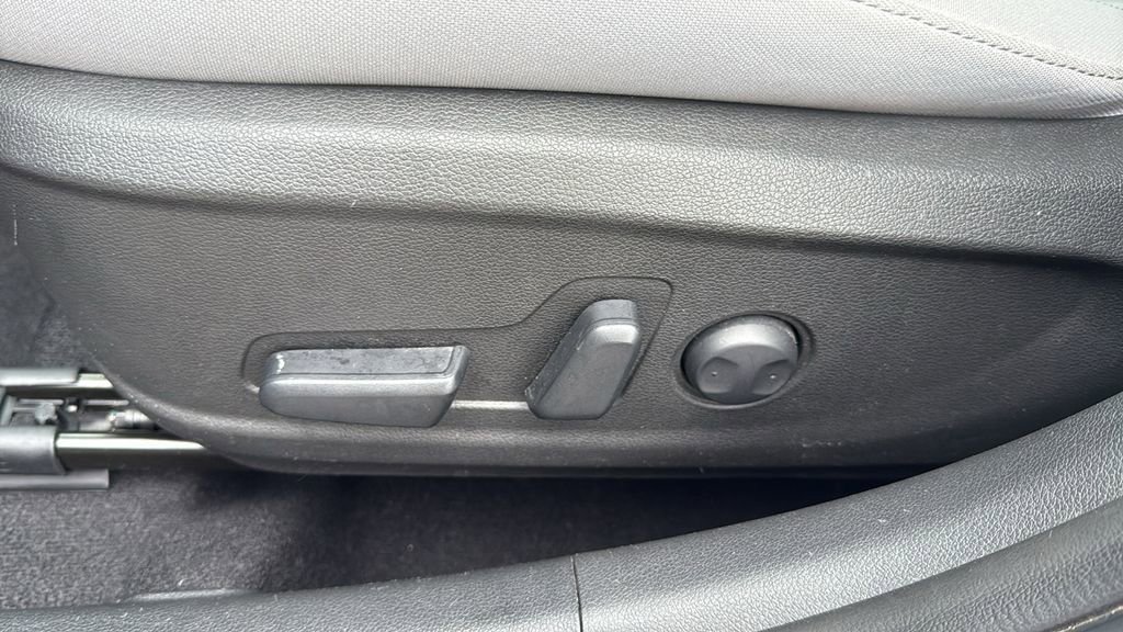 Used 2023 Hyundai Kona SEL w/ Cargo Package image 25