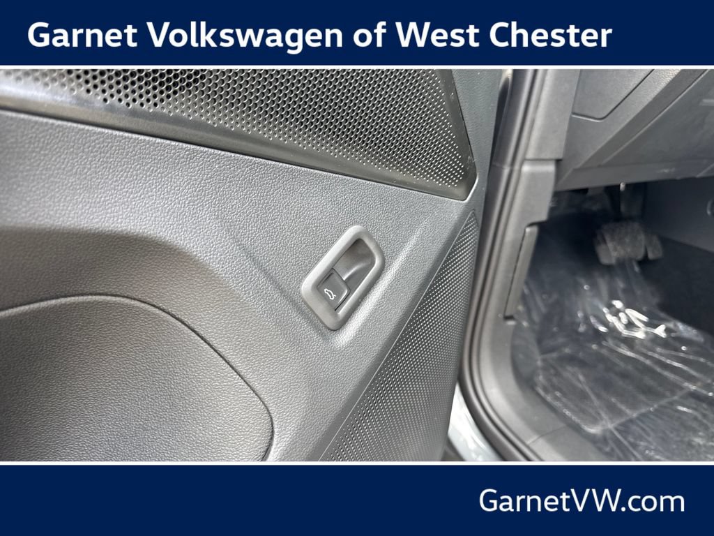New 2026 Volkswagen Tiguan SE AWD/4WD image 13