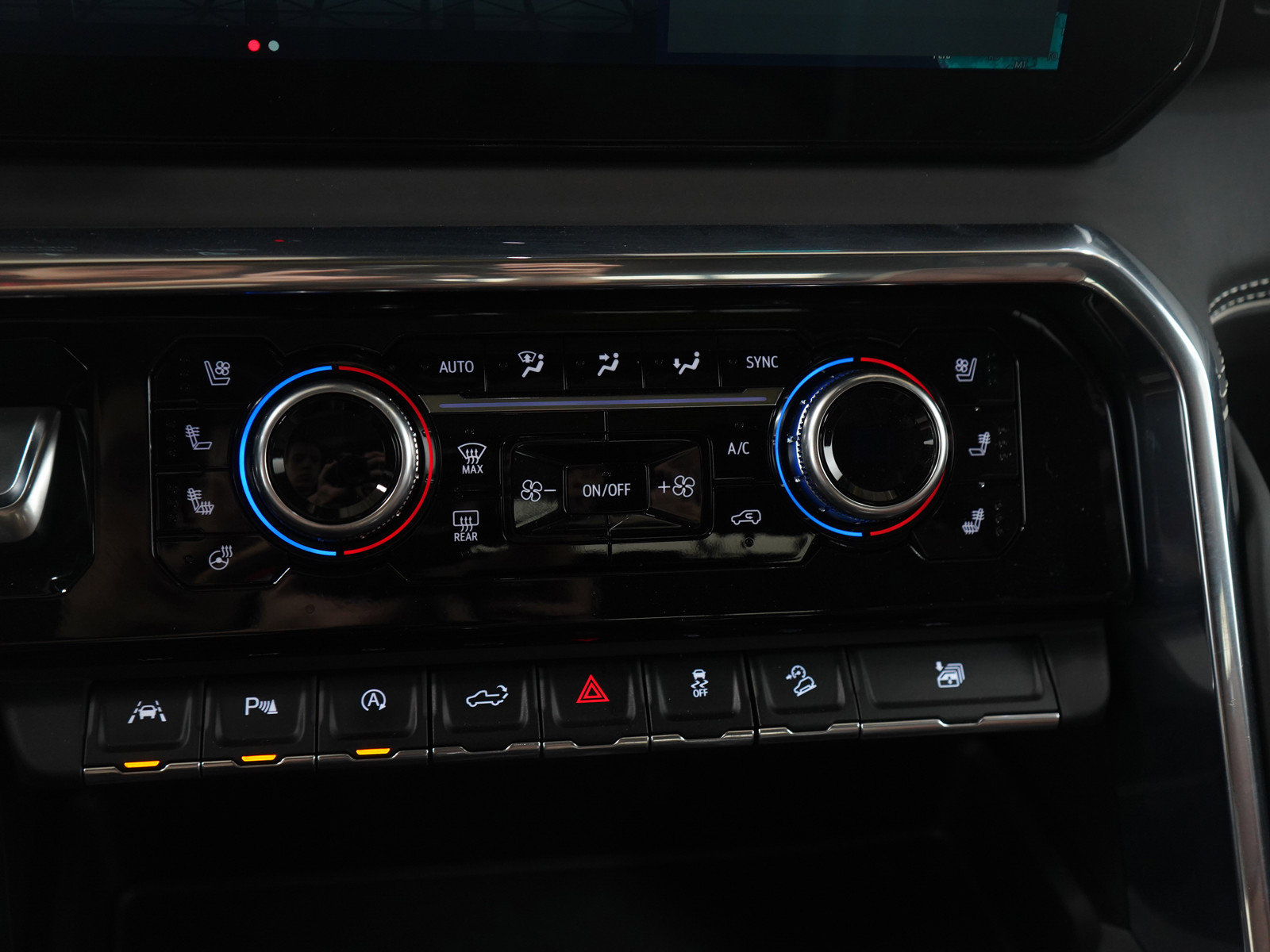 Used 2024 GMC Sierra 1500 Denali Ultimate image 21