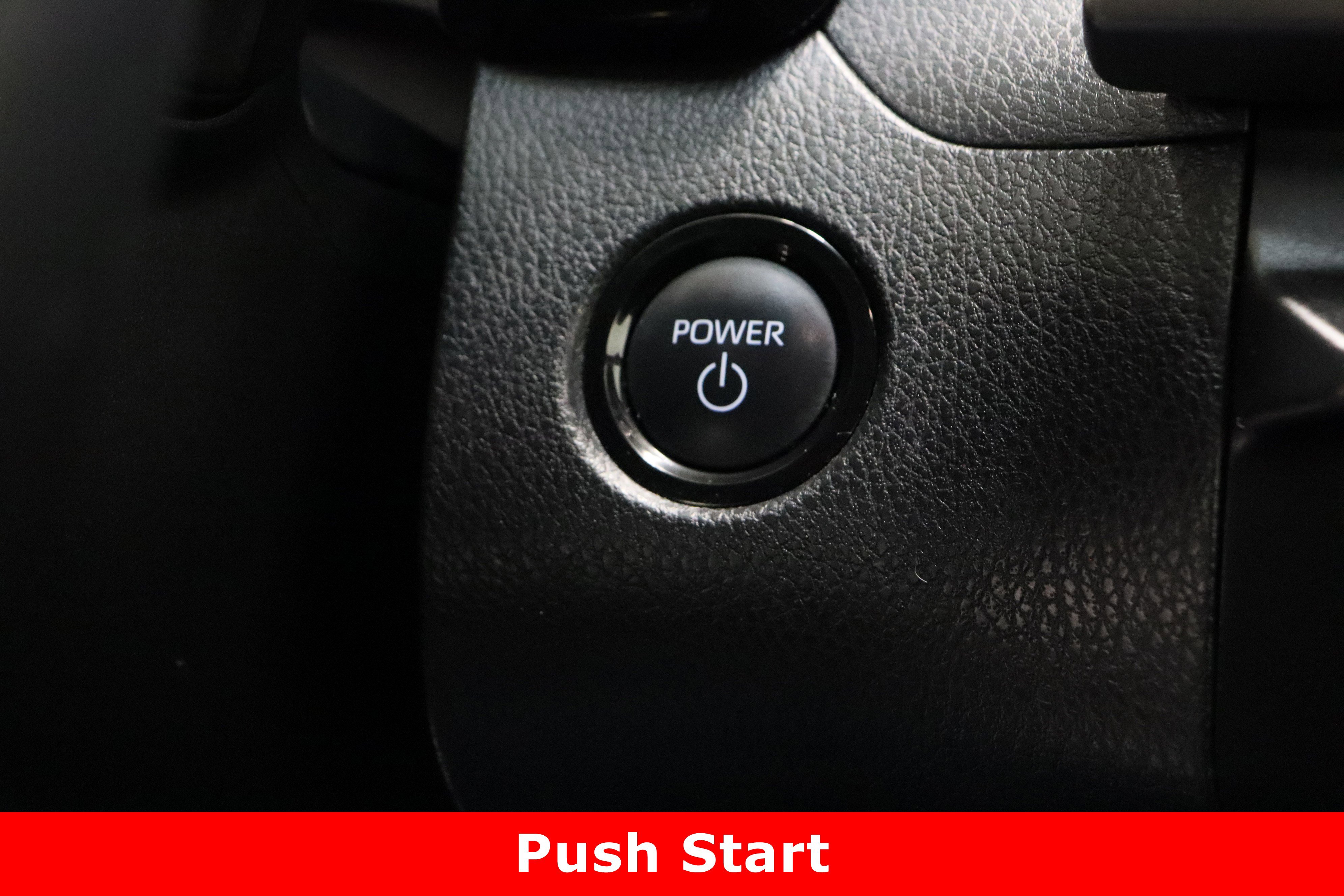 Used 2025 Toyota Camry SE image 18