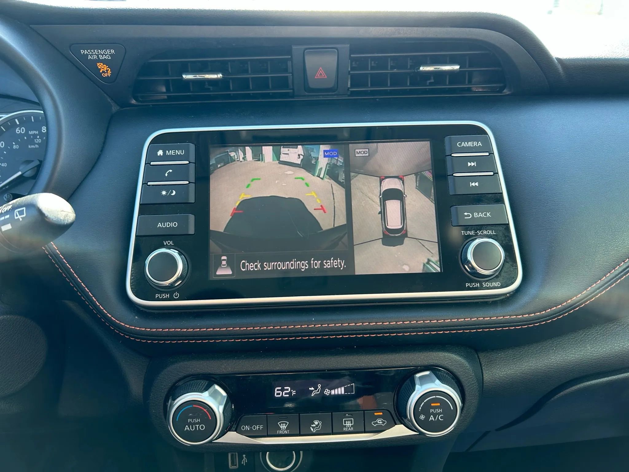 Used 2020 Nissan Kicks SR image 21