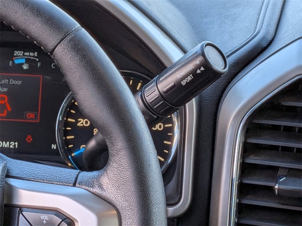 Used 2017 Ford F150 Lariat image 18