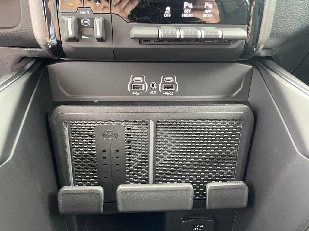 New 2026 RAM 1500 4x4 Crew Cab image 16