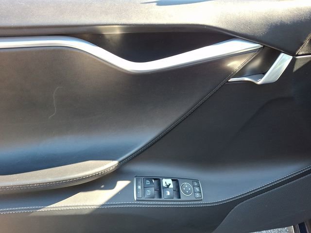 Used 2016 Tesla Model S 70 image 16