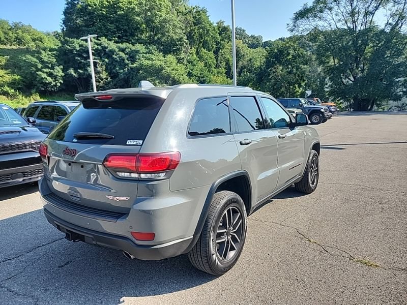 Used 2020 Jeep Grand Cherokee Trailhawk w/ Trailhawk Luxury Group AWD/4WD image 9