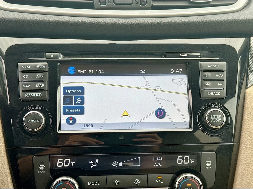 Used 2016 Nissan Rogue SL AWD/4WD image 13