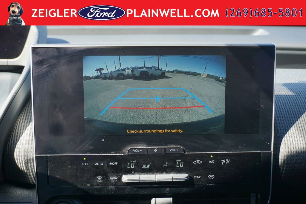 Used 2024 Toyota bZ4X FWD image 21