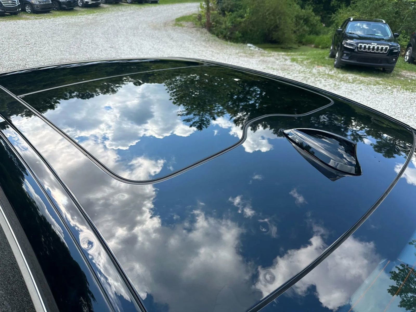 Used 2018 BMW 750i xDrive image 24