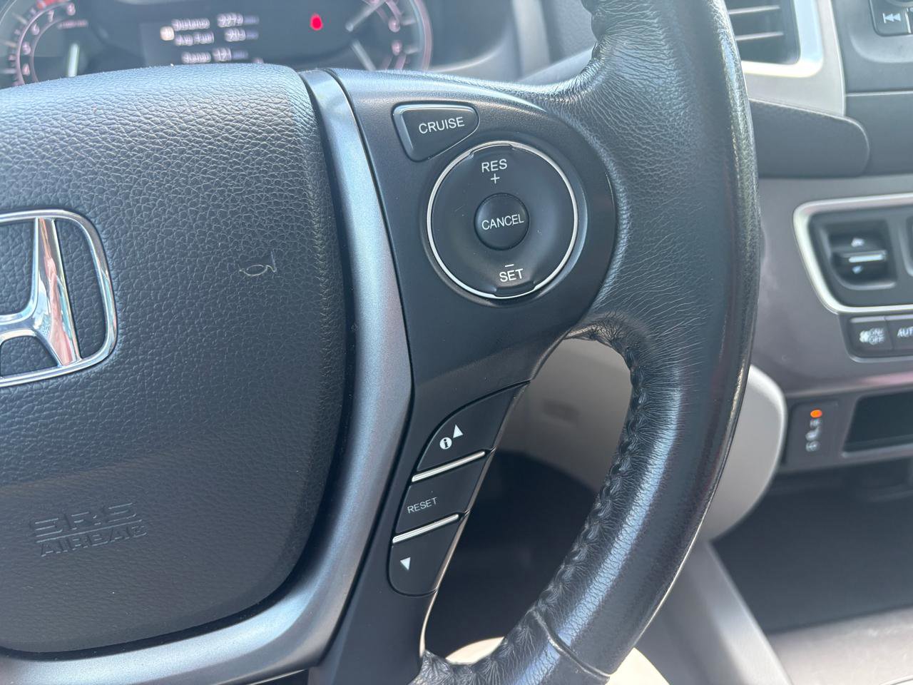 Used 2017 Honda Ridgeline RTL image 21