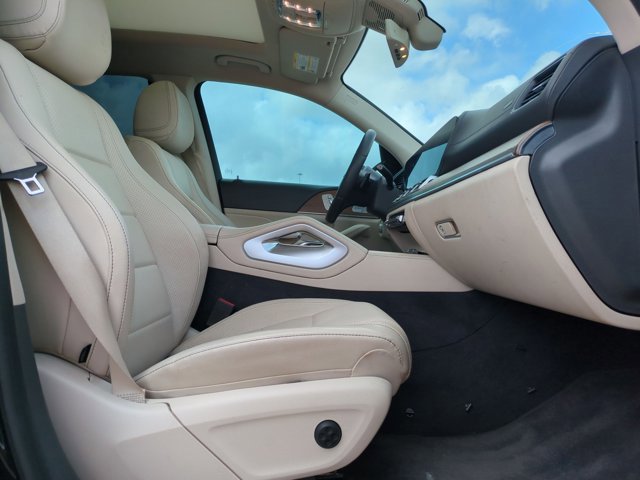 Used 2020 Mercedes-Benz GLS 450 4MATIC image 21