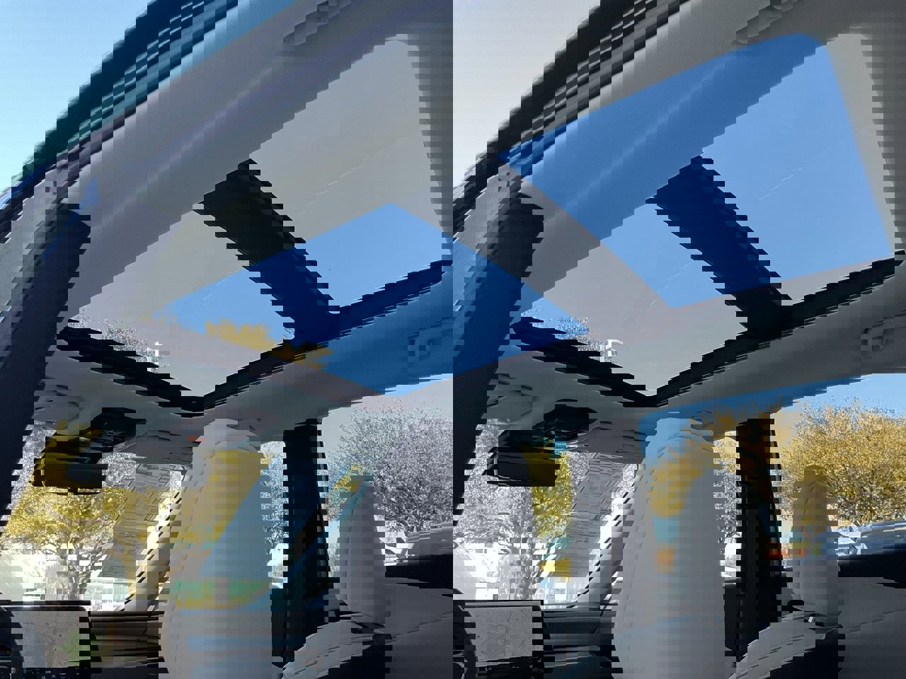 Used 2023 Lexus RX 350 Premium Plus w/ Cold Area Package image 23