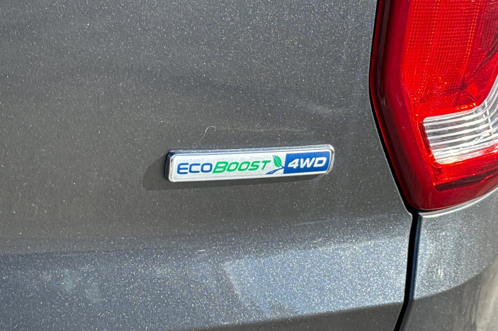 Certified 2017 Ford Explorer XLT w/ Equipment Group 202A image 29