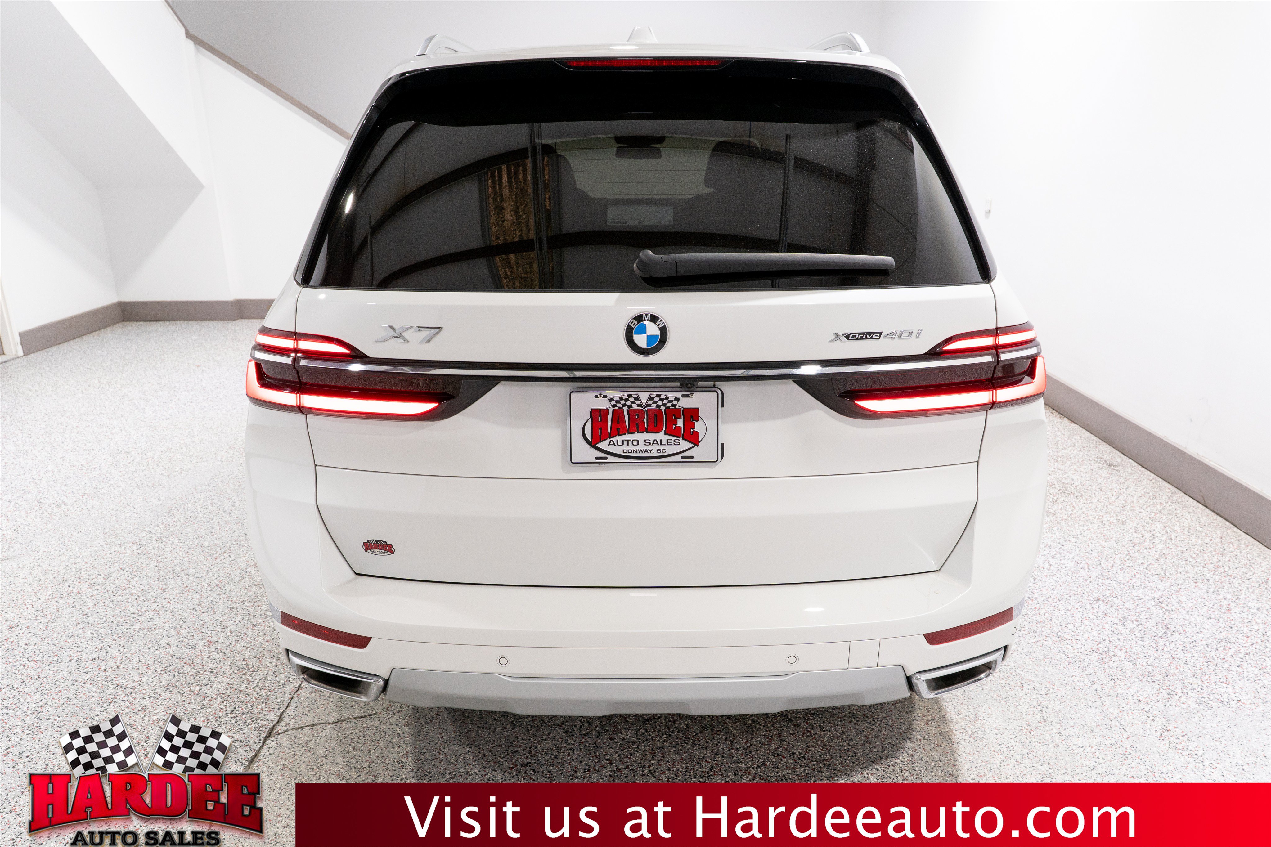 Used 2025 BMW X7 xDrive40i w/ Executive Package AWD/4WD image 4