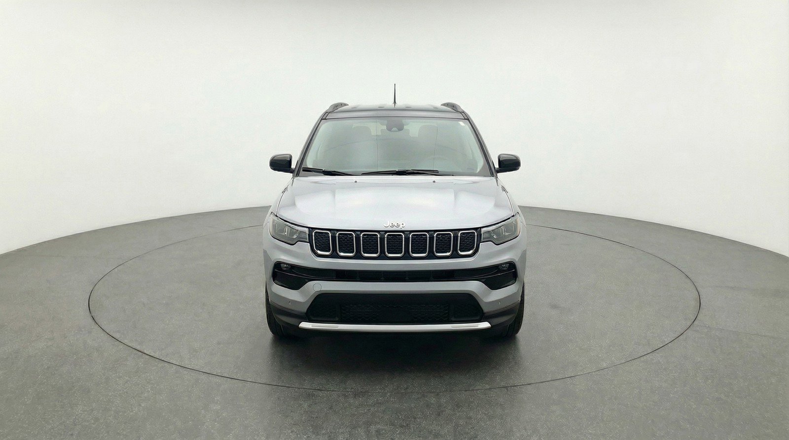Used 2025 Jeep Compass Limited image 2