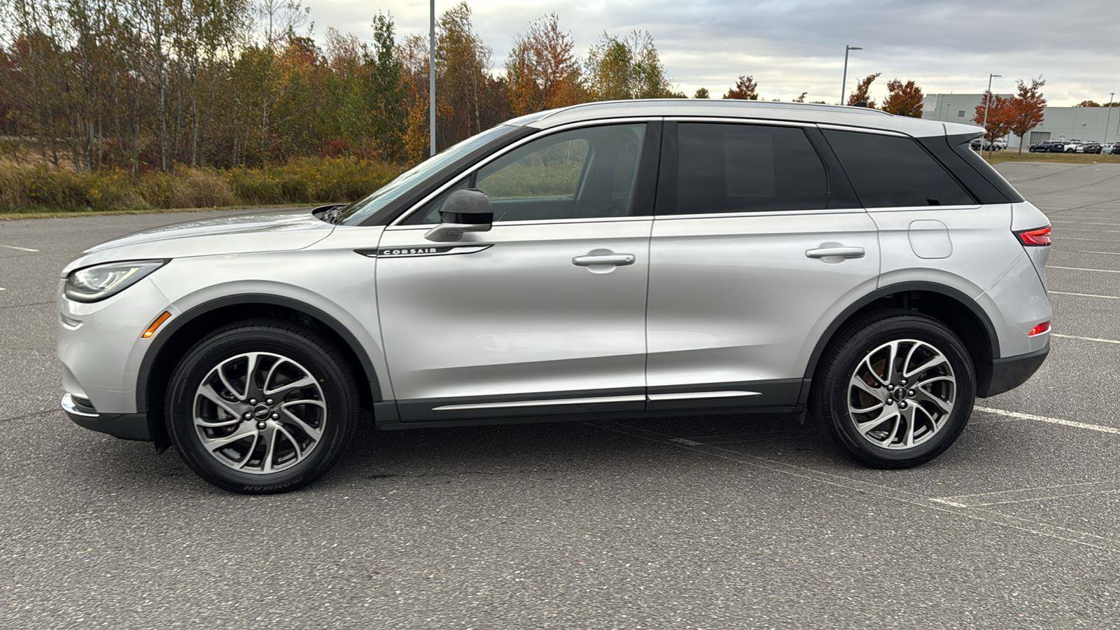 Used 2020 Lincoln Corsair AWD w/ Equipment Group 101A image 12