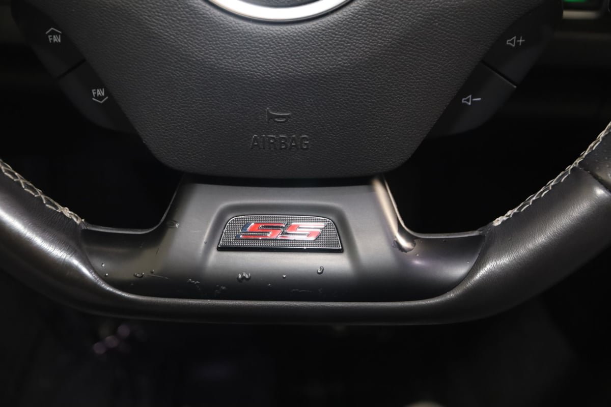 Used 2018 Chevrolet Camaro SS RWD image 45