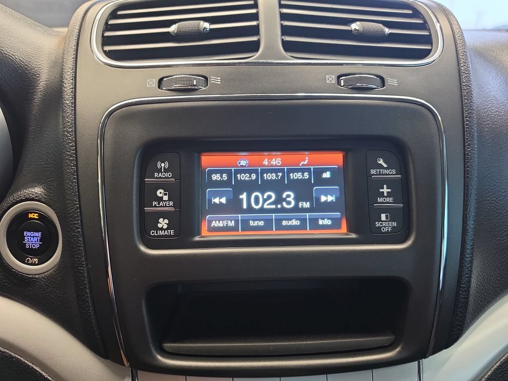 Used 2020 Dodge Journey SE w/ Blacktop Package FWD image 23