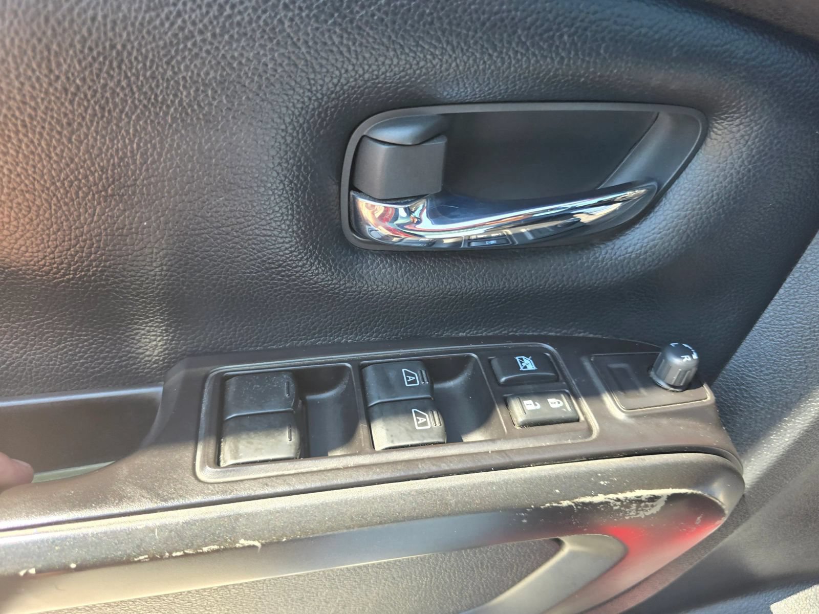 Used 2020 Nissan Titan PRO-4X AWD/4WD image 13